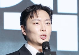 ノ・ジェウォン、局長まで昇進 [★フォト]
