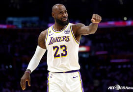 'LeBron Joining' Philadelphia Set on Championship? Acquires '229cm Giant' Tacko Paul... Welcomes Three Players at Once
