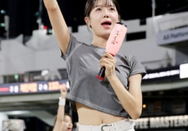 [照片]“啊……是令人想应援的夜晚！” 记者 申世熙