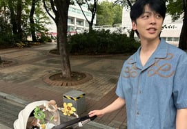 'H-Signal 2' Dad Kim Do-gyun Shares Update on Pushing Baby Stroller: "Wishes the Crawl Stage Would Pass Quickly"