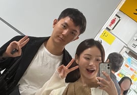 'Dancing Singles' Lee Ah-young and Shim Kyu-deok, a loving couple even on the subway: "Let's get along well at 42"