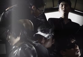 MONSTA X 于今日（4日）发行新专辑《The Phase》……主打歌为《MAGIC》