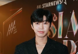Lim Young-woong, 'AAA 2026 Star King' for Two Consecutive Weeks at No. 1.. Double Celebration on 10th Debut Anniversary