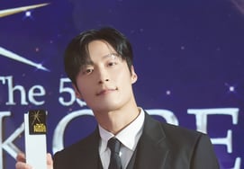 ホ・ナムジュン、'素晴らしい'トレンドにぴったりだね..'今年のブランド大賞'と'韓国放送大賞'の2冠を達成 [公式]
