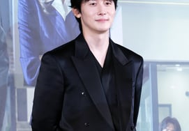 Kim Jun-han, Warm Again Today [★Photo]
