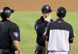 [Foto] El entrenador Yeom Kyung-yeop, que «se destaca en el bocado de KARA»