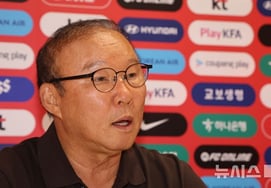 「部長なのに何をすべきか分からなかった」" パク・ハンソ、サッカー協会を批判··· 「とても傲慢で、カルテルがあった」"