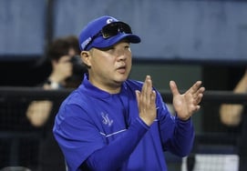 '単独首位復帰' パク・ジンマン、選手たちを絶賛 "みんなが集中力を失わずに最善を尽くした試合"