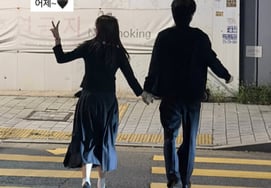 第31期のスンジャ♥キョンス、'アバウト·タイム'のワンシーンのようなデートをキャッチ [スター・イシュー]
