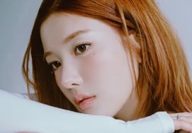 "不想被‘夏季女王’困住”权恩妃的新篇章《Deja Vu》[★FULL 采访]