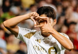 "Корейская звезда забила!" LAFC в восторге от Сон Хынмина: «Восстановление формы всего за 8 матчей» — «Идеальное завершение одним касанием» получает высокую оценку