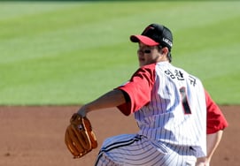 [One Sweep] Do you know my pitching power these days? 'Im Chan-kyu, who is throwing hard for Samsung'