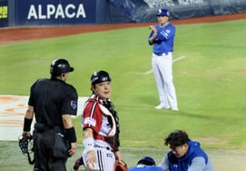 [フォト] 「満塁で押し出し四球」イ・ジェヒョン