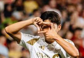"Desbloquea la ofensiva tras 8 partidos": el entrenador del LAFC revela las razones del mal rendimiento de Son Heung-min: "Siempre me preocupa..."