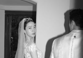 'ティアラ脱退' リュ・ファヨン "一人ではそんなに辛かったのに"..結婚を控えて頼りになる♥彼氏に頼る