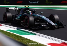メルセデス、F1パワーユニット通算250勝の金字塔··· アントネッリ・ラッセルがイタリアGPで1位と2位を獲得