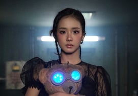 BLACKPINK's Jisoo 'CLICK' Tops iTunes Charts in 43 Regions, Demonstrating Powerful Solo Presence