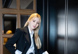 Han So-hee: "Quiero casarme antes de los cuarenta... y tras tener un bebé, quiero descansar de la actuación" [Entrevista②]