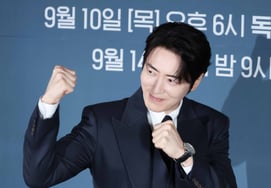 Lee Jun-hyeok 'I became a lottery first-prize winner!' [★Photo]