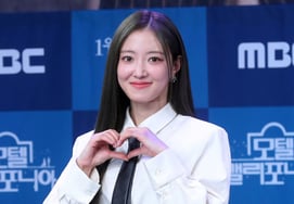 イ・セヨン、『再婚皇后』への期待感の中でもファン心は変わらず..スターランキング 女優 3位