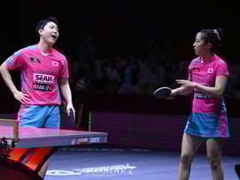 탁구 간판 신유빈, 임종훈과 혼복 싱가포르 스매시 준우승... 여자복식도 결승행 [WTT 싱가포르 스매시]