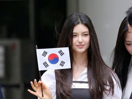 "삼일절 日 도쿄 한복판서 '태극기' 흔들었다"..'뉴진스 퇴출' 다니엘, 팬들 놀란 근황 [스타이슈]