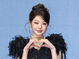 장원영, '음원 퀸' 등극..솔로곡으로 써클차트 다운로드차트 주간 1위[★NEWSing]