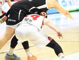 '사상 첫 1순위 형제' 친형의 짜릿한 동생 저격 "아직 더 깨져야, 다음 맞대결에서는..." [수원 현장]