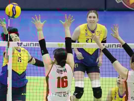 [포토] 김희진 '연타의 미학'