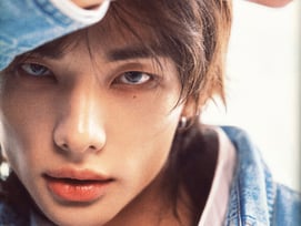 스트레이 키즈 현진, 게스 글로벌 앰배서더 발탁