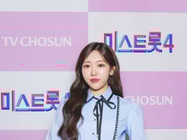 '미스트롯4' 길려원, 기자간담회 중 '눈물'.."잘하는 언니들 사이서 걱정 많았다"