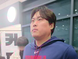 '韓 도착' 류현진 "가장 인상깊은 선수는 산체스, 정말 좋은 공 부러웠다, 후배들 조언? KBO 시즌도 중요하지만 국제대회에서도..." [인천공항 현장]