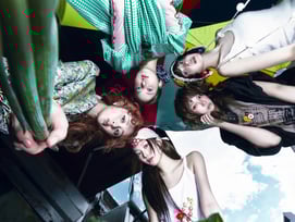 르세라핌 'SPAGHETTI', 빌보드 '글로벌 (미국 제외)' 20주 연속 차트인