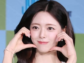 ITZY 유나, 솔로 데뷔 앨범 발매 기념 라이브 "최선 다해 활동"