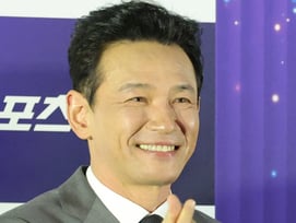 이준호 이어 황정민, '베테랑3' 촬영 연기로..다른 작품 검토 중 [스타이슈]