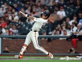 이정후 ML 개막전 '불운'... 4타수 무안타 침묵