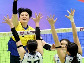 [포토]'속공시도하는' 김희진