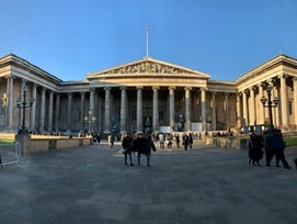 대영박물관 무료 투어 시대 끝? 영국, 외국인 입장료 25년 만에 검토...문화계 반발