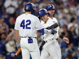 '드디어 터졌다' 김혜성 1호 홈런 폭발!→오타니 'KKKKKKKKKK' 압권의 활약 '2승' 완벽하게 도왔다