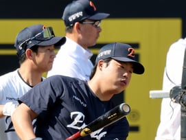 강백호 하루 만에 선발 복귀+김태연 3루 출격! 류현진 앞세운 한화, 6연패 탈출 라인업 공개 [부산 현장]