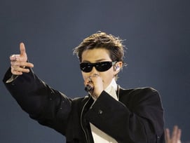 日 매체, BTS 흠집내기 논란…RM 흡연 보도→파파라치식 취재·사생활 침해 지적