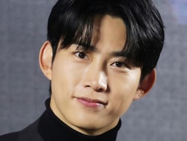 불화가 뭐예요? 옥택연, 내일 결혼식..2PM 축가·사회 총출동 [종합]