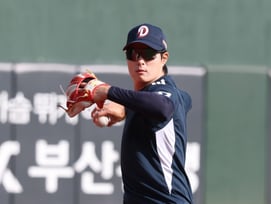 [포토] 박지훈 '정교한 송구'