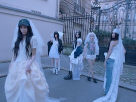 '파격 비주얼 컴백' 아일릿 "모두의 최애 되고 싶어요"[일문일답]