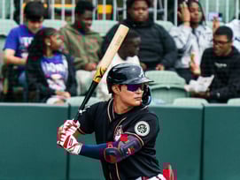 '빙판길 꽈당→5개월 재활' 김하성, 첫 실전서 안타-3루 도루 '펄펄'... 복귀 시점도 나왔다