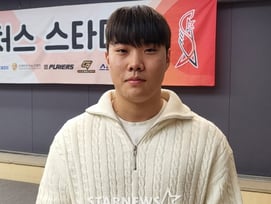 "인터뷰가 익숙지 않아서..." 수줍어하던 18살 소년→KBO 결승타 1위 '최고 해결사'로 폭풍 성장하다