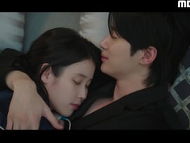 아이유♥변우석, 침대서 꼭 끌어안은 결혼 첫날→결혼 계약서 유출..자체 최고 시청률 [21세기 대군부인]