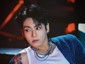 방탄소년단 정국 'GOLDEN', 스포티파이 누적 70억 돌파..亞솔로 앨범 최초ㆍ유일 '新기록'