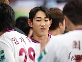 '대구의 아들' 키움 '대타자' 양현종, 팀 연패에도 '홈런+삼중살' 연이틀 원맨쇼 "저보다 팀이 좋은 경기할 수 있도록!"