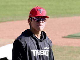 KBO 현역 팔로워 1위는 27만 거느린 '슈퍼스타' 김도영→류현진·구자욱·문동주 모두 제쳤다! 통합 1위는 이정후 [특집]